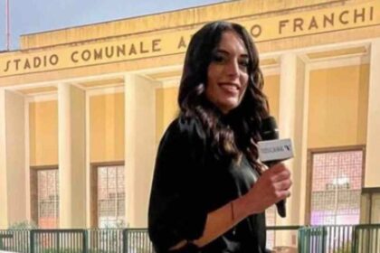 Uno schiaffo al giornalismo, giornalista importunata in diretta